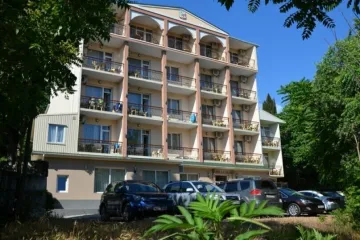 Алвис Алушта