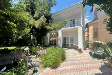 Апартаменты на Комсомольской Евпатория