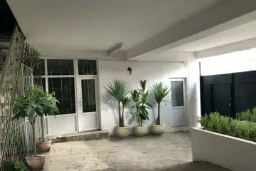 Апартаменты на Революции 16 Евпатория