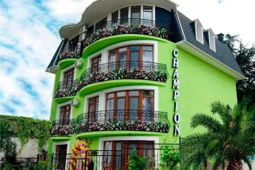 Champion Алушта