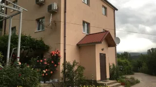 «Частный дом Прилесье»