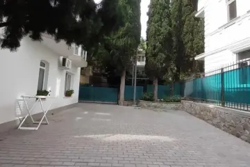 Четыре сезона в Утëсе Утёс