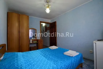 «Дельфин» Аллея Дружбы 5 Заозёрное