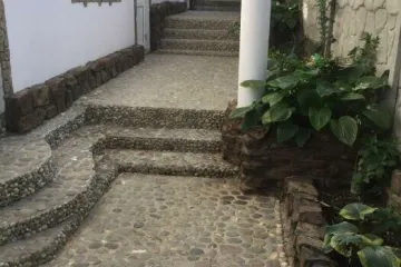 Домик в камне Рыбачье