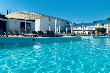 Ekvator Holiday Оленевка