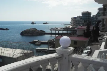 Эллинг 90 Утёс