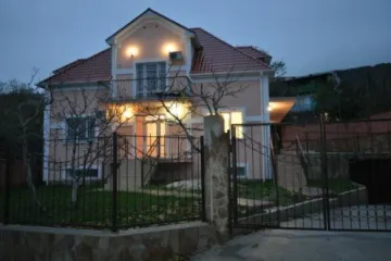 Есаул - Гурзуф Гурзуф