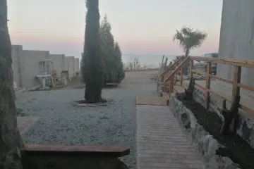 «Гостевой дом» Прибрежная 18  Рыбачье