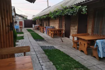 Хата Штормовое