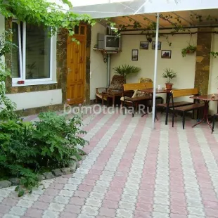 Испанский дворик