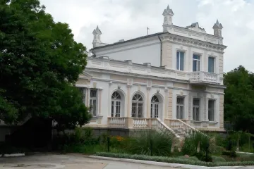 Изумрудный Евпатория
