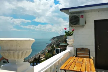 Коттеджи над морем Рыбачье