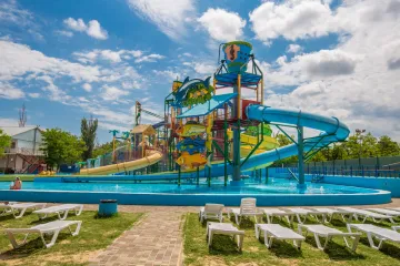 Курортный комплекс Азовский Песочное