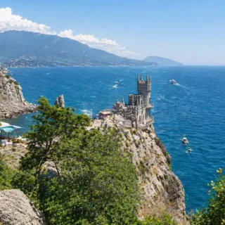 Когда лучше ехать в Крым: выбор идеального времени года и тура