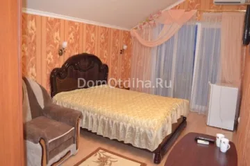 Лиана Коктебель