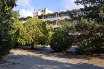 Маяк, корпус Приморский Заозёрное