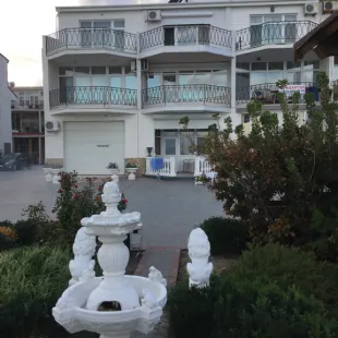 Море на ладони