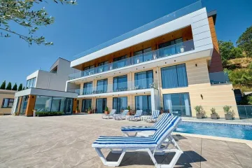 МореЯлта Ялта