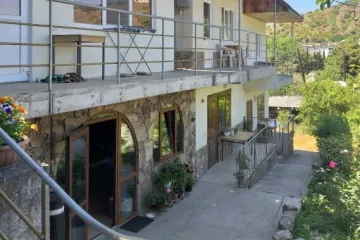 На Лучистой 11 Рыбачье