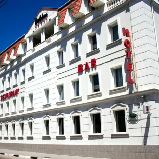 Отель Даккар