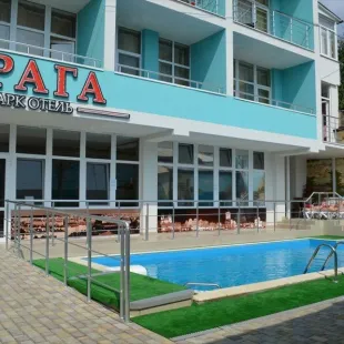 Прага