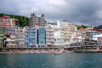 Ривьера Утёс