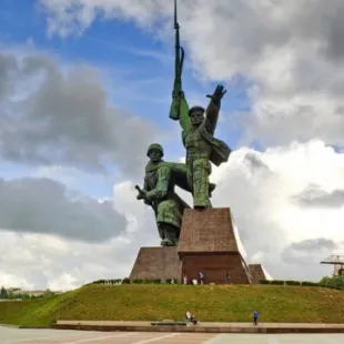 Город-герой Севастополь, город воинской славы и силы