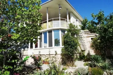 Сезам Орджоникидзе