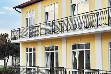 Солнечный берег Саки