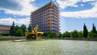 «Таврия»