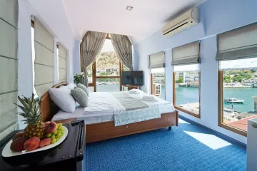 Таврос Балаклава