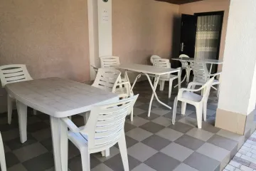 У Олеси Черноморское