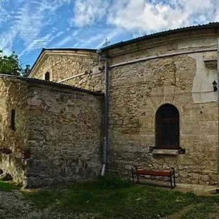 Храм иконы Божией Матери «Знамение»: древнейшая церковь Крыма